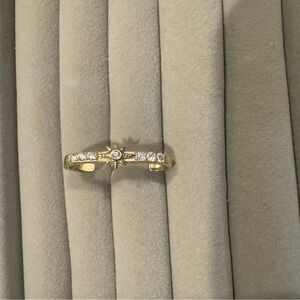 Gold Starburst Diamond Ring